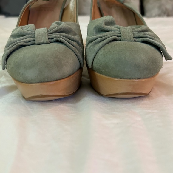 Wonders Wooden Heels - Picture 9 of 11